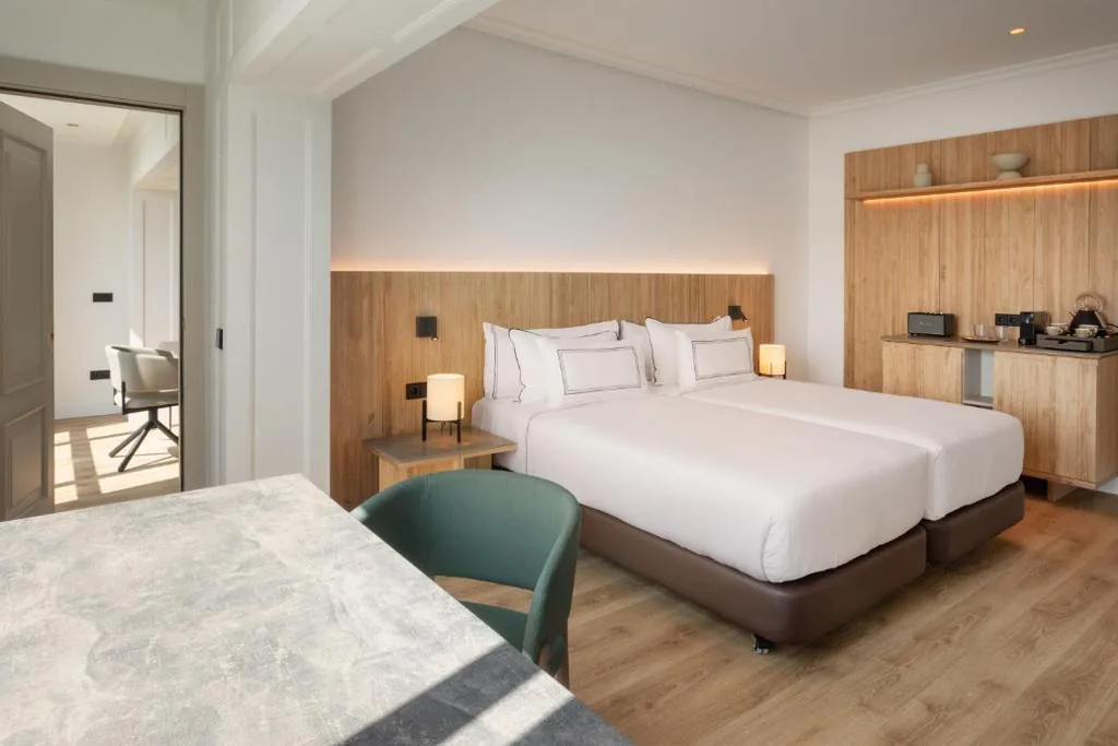 Suite Grand The Level — Meliá Madrid Barajas
