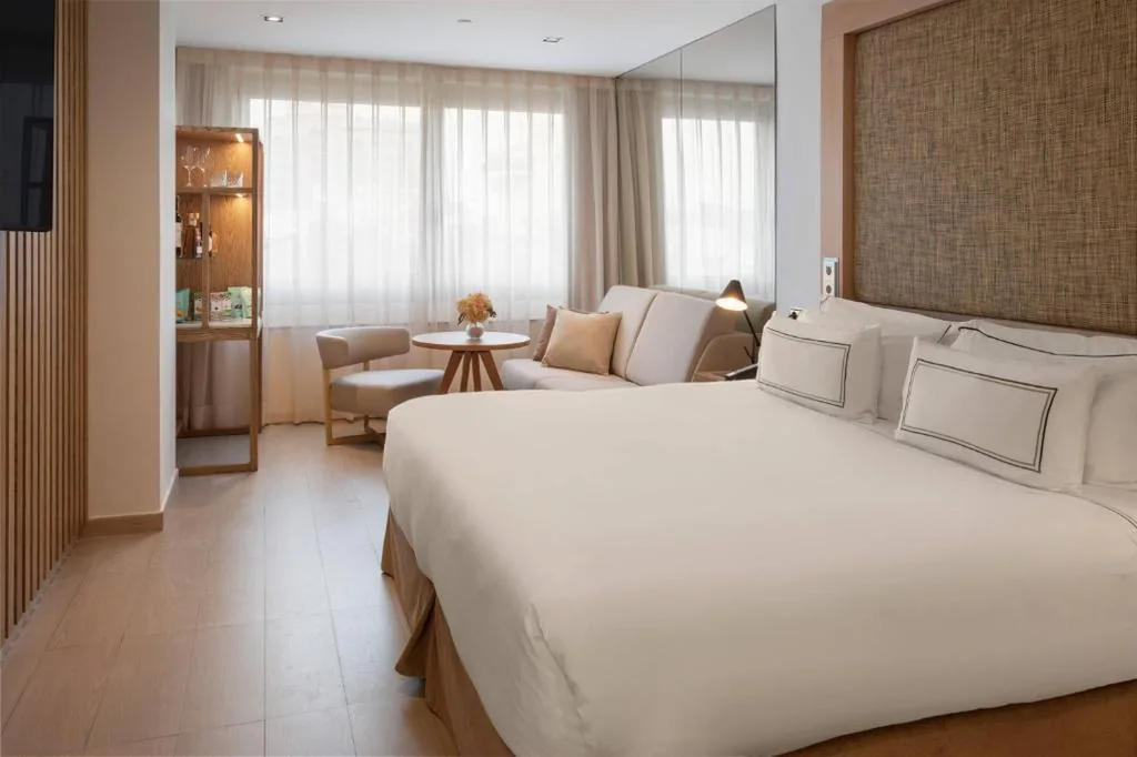 The-Level-Junior-Suite — Meliá Madrid Princesa