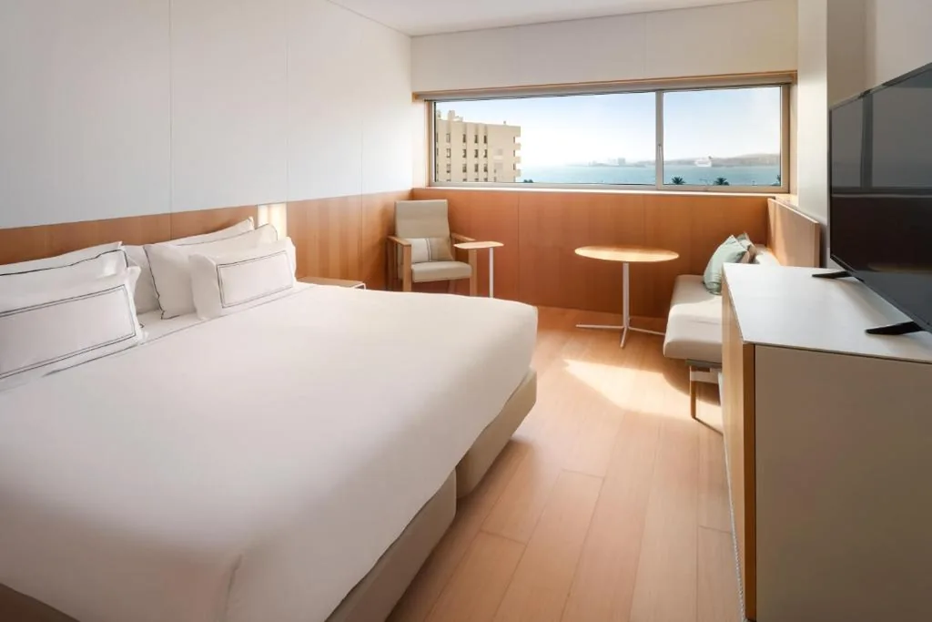 Camera Deluxe doppia con vista sul mare e letti singoli — Meliá Palma Bay