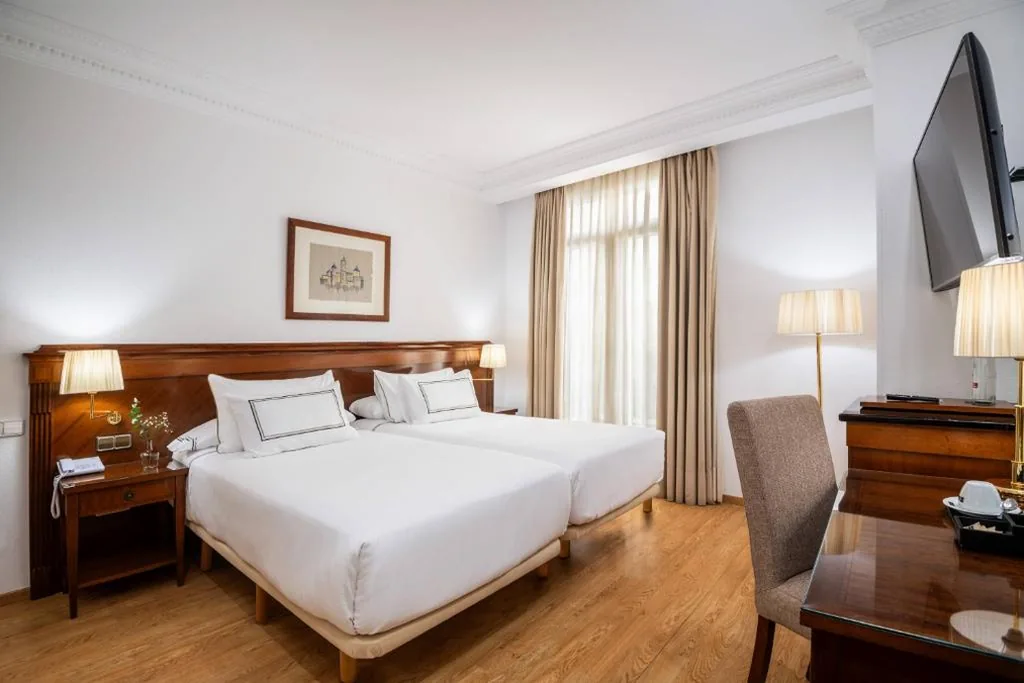 Meliá 经典客房 — Meliá Plaza Valencia