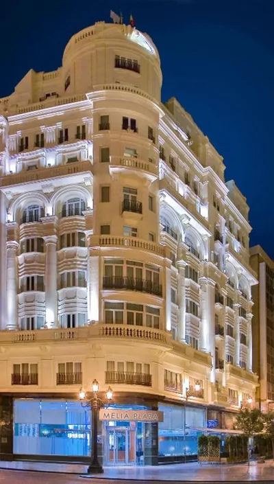 Meliá Plaza Valencia — 照片 4