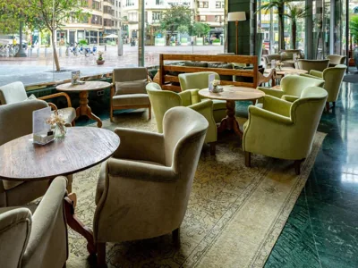 Meliá Plaza Valencia — 照片 6