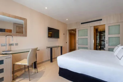 Meliá Sevilla — photo 3