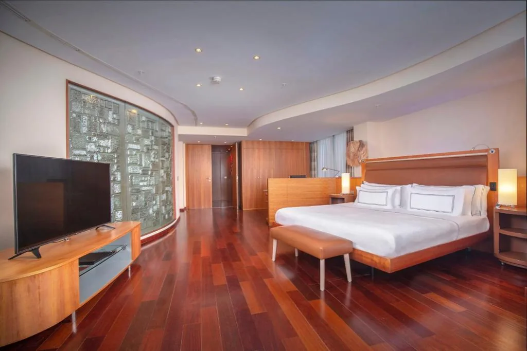 Suite Presidenziale The Level — Meliá Valencia