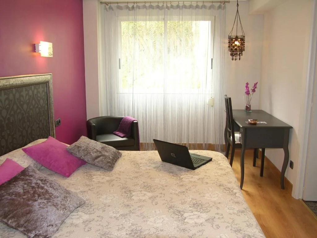 Chambre double - 1 ou 2 lits — Melida Ostatua