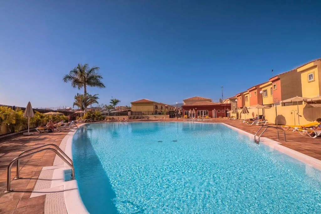 Huis — Memorable Holidays With Your Family