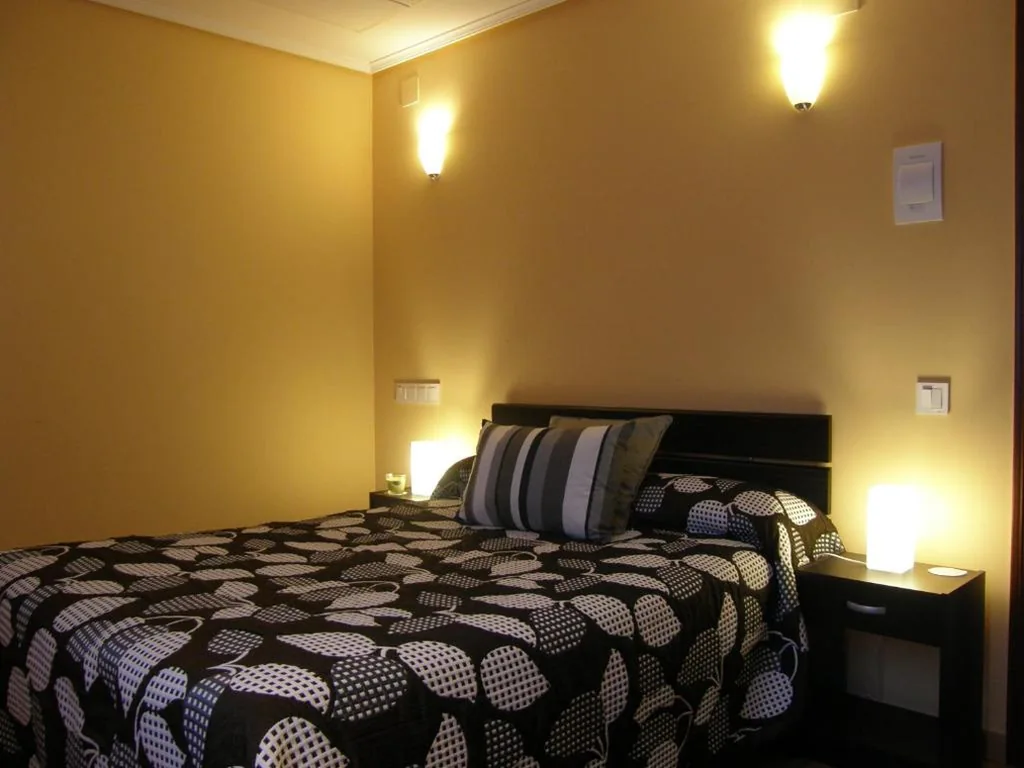 Double Room - 2 Beds — Mendi Alai