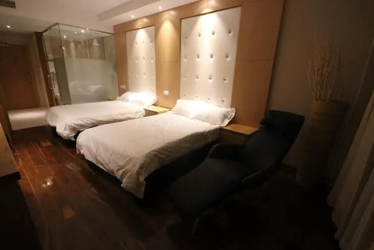 Quarto Duplo - 2 camas — Menoir Dorsett Madrid Leganés