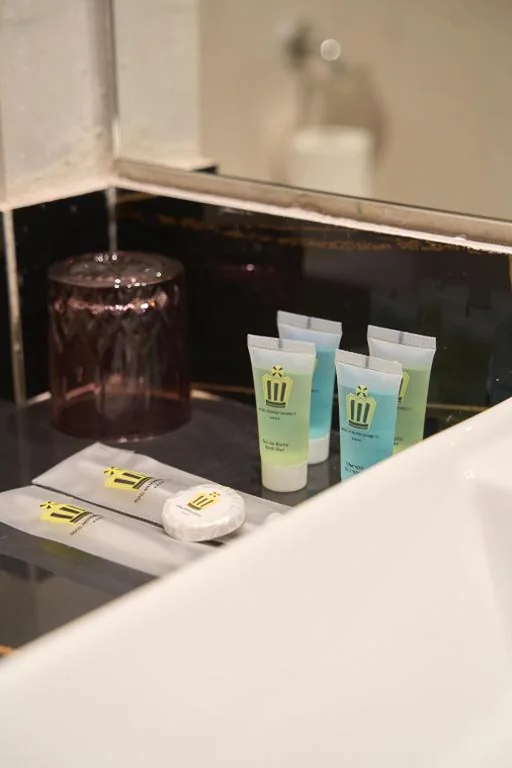 Camera matrimoniale con bagno privato — Menoir Dorsett Madrid Usera