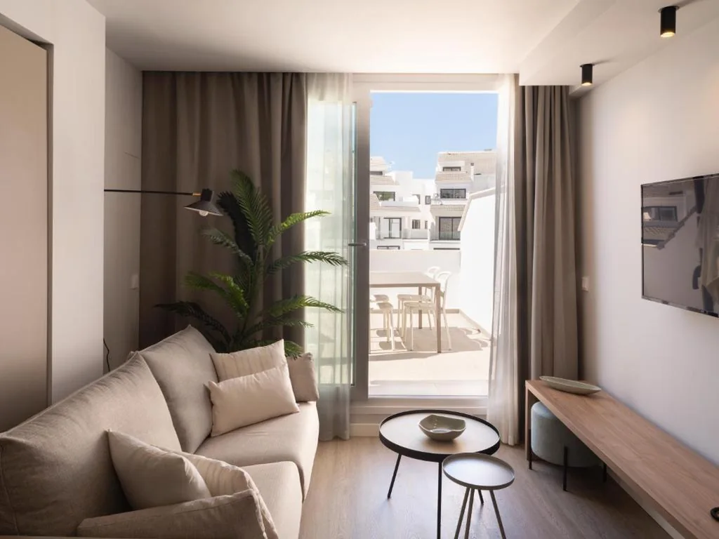Duplex avec terrasse — Meral Units