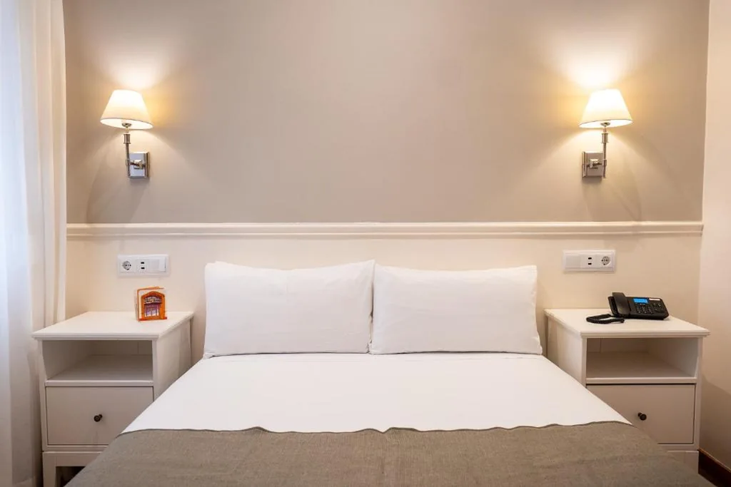 Tweepersoonskamer — Mesón Castilla Atiram Hotels