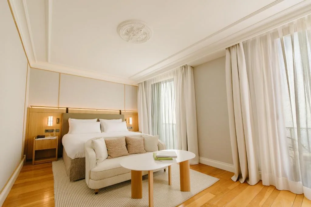 Camera doppia Deluxe - 1 o 2 letti — METT Barcelona GL - A Leading Hotel of the World