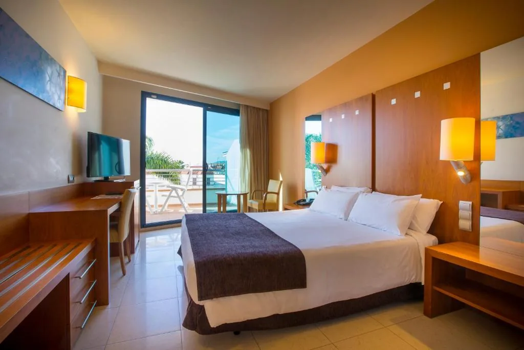 带露台和海景的双人间——1或2张床 — Miami Mar - Boutique Hotel & Restaurante