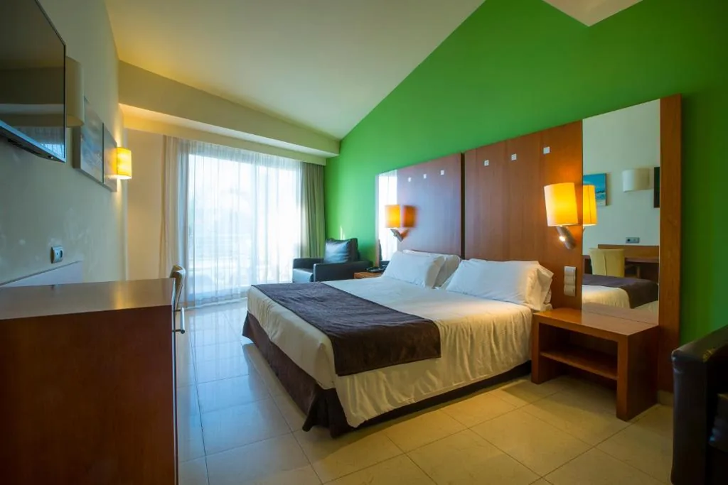 高级家庭间 — Miami Mar - Boutique Hotel & Restaurante