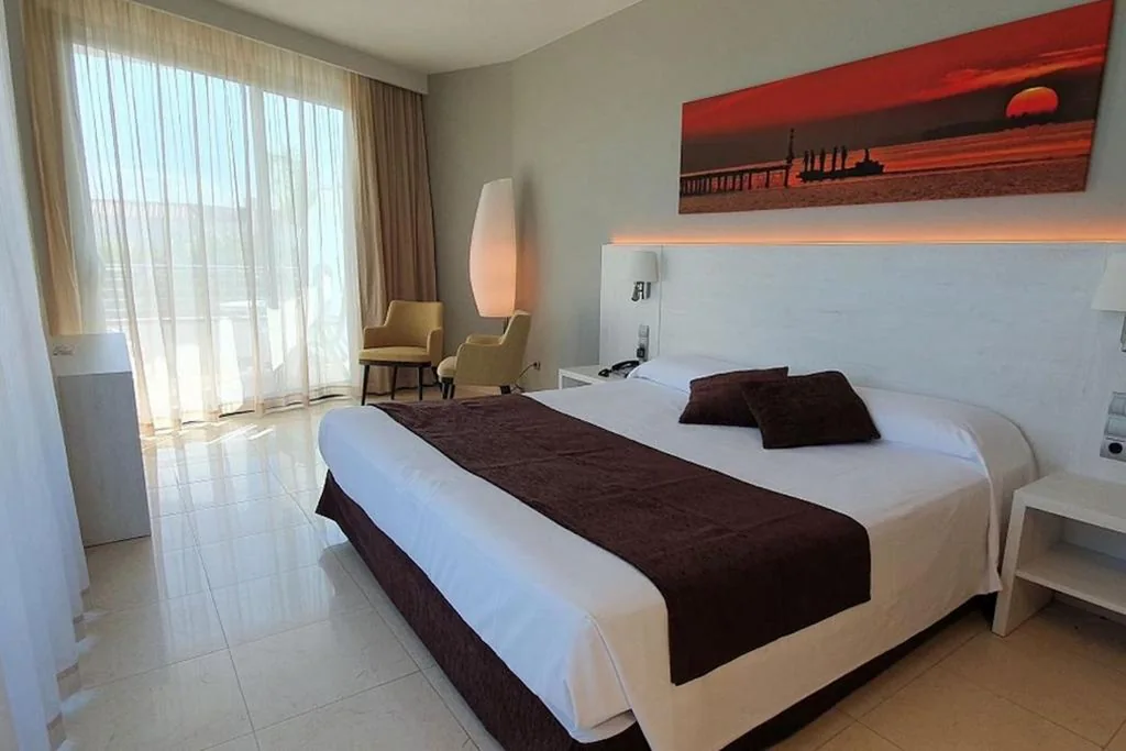 带露台的Junior Suite — Miami Mar - Boutique Hotel & Restaurante