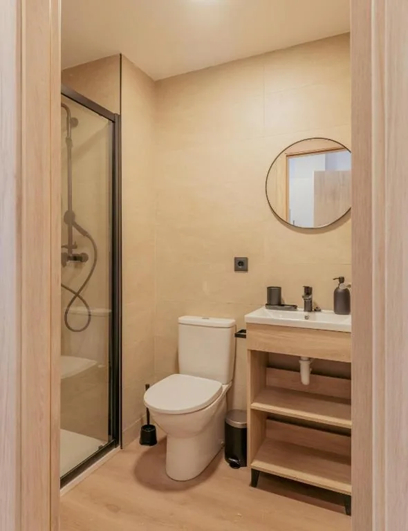Quarto Individual com casa de banho privativa — micampus Logroño Centro