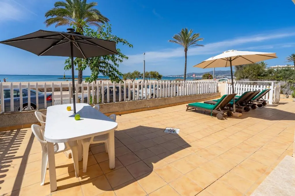 Villa con vista sul mare — Migjorn
