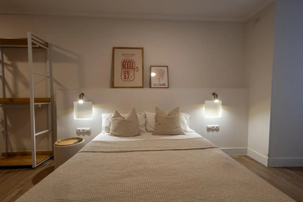 Standaard driepersoonskamer — Miguel Ángel boutique rooms - PUERTA DEL SOL