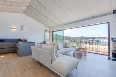 Milenial Immo Exclusive house with sea views Cadaqués — Foto 9