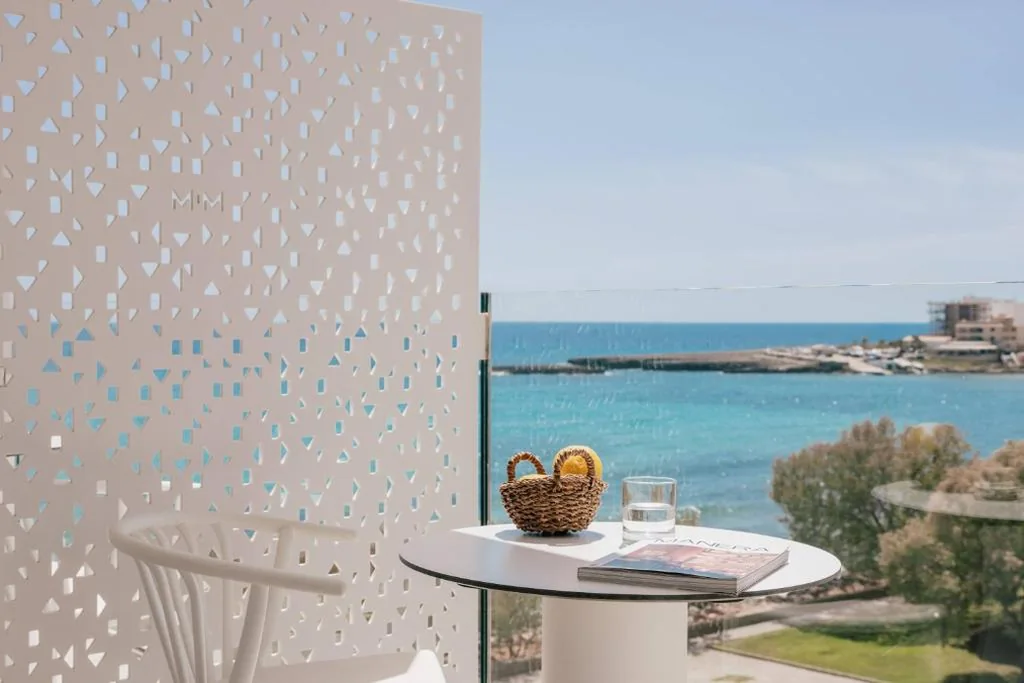 Habitación Superior con vistas parciales al mar — MiM Mallorca member of Meliá Collection