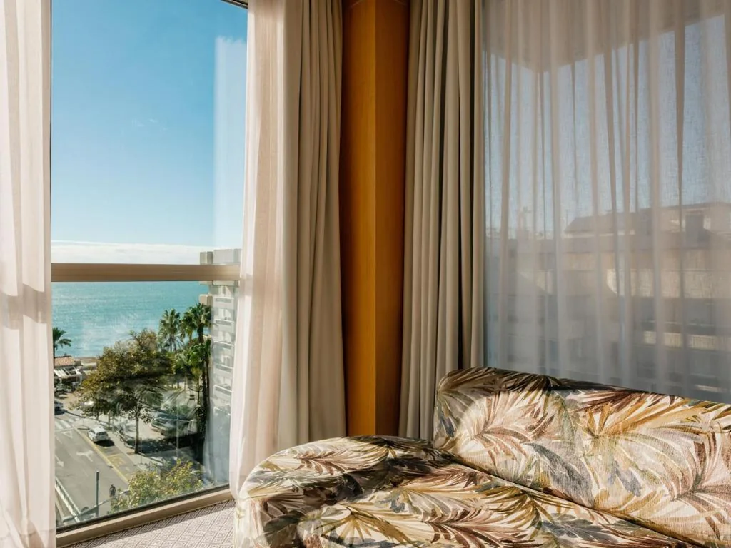 Suite con vistas al mar — MiM Sitges member of Meliá Collection