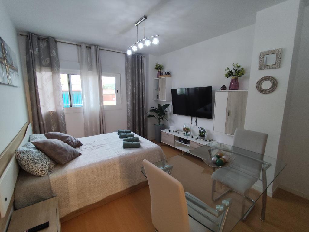 Mini Estudio LOVELY SEVILLA con cocina y baño compartido