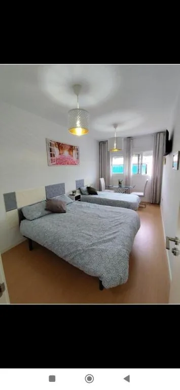 Mini Estudio LOVELY SEVILLA con cocina y baño compartido — 写真 10