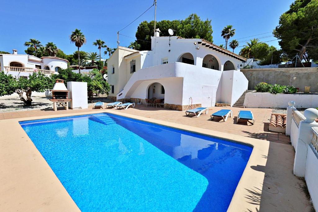 Miquel - pretty holiday property with garden and private pool in Moraira