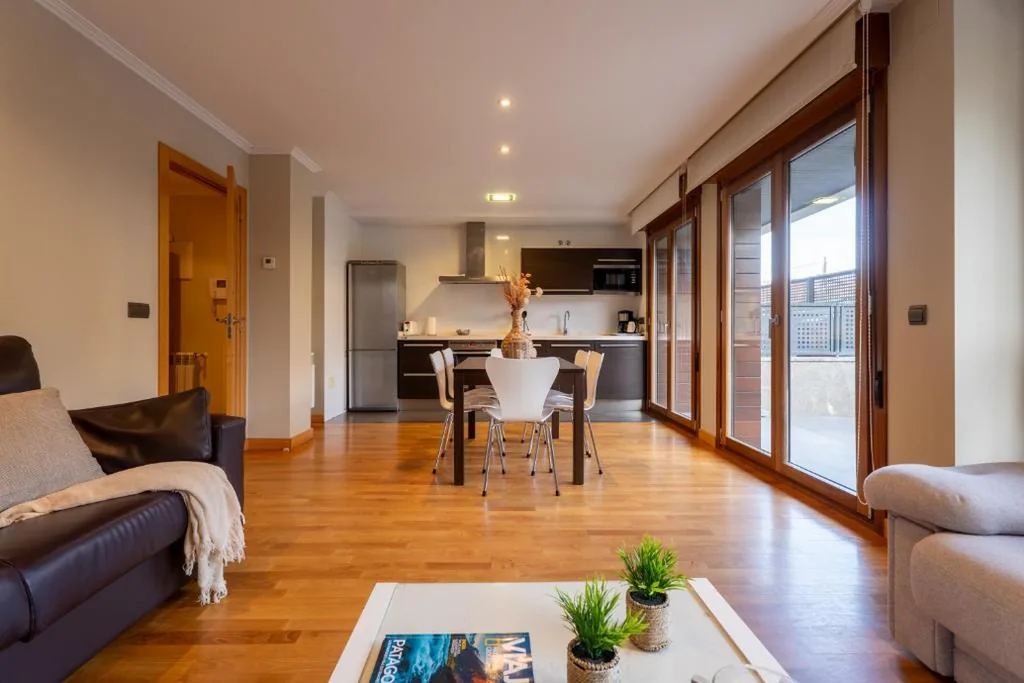 Appartement 2 chambres avec canapé-lit (6 adultes) — Miracielos