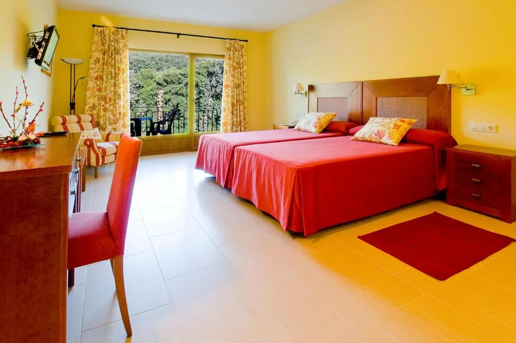 Suite avec baignoire d’hydromassage — Mirador de La Portilla