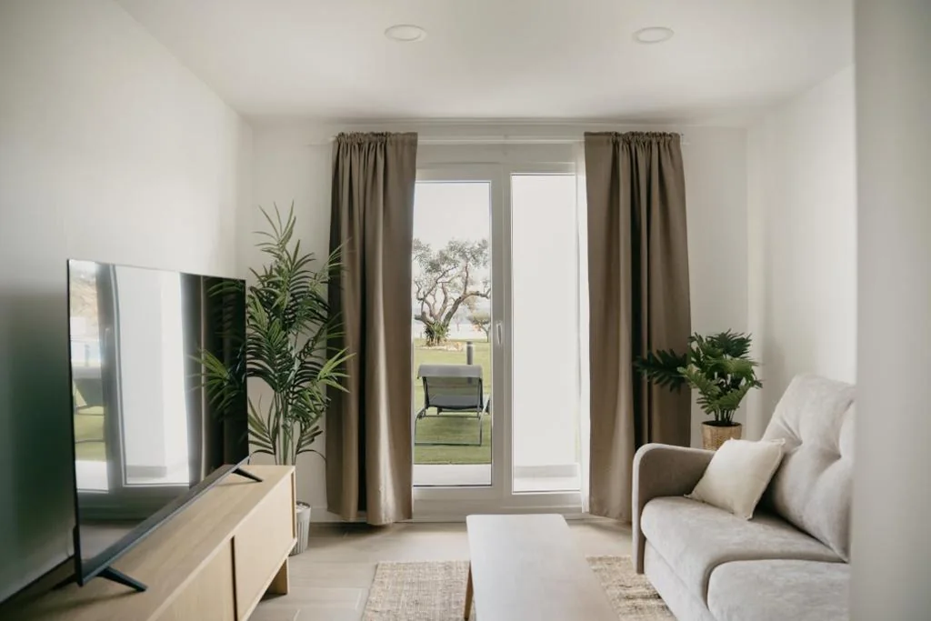 Apartamento de 1 dormitorio con terraza — Mirador de Racó Calent