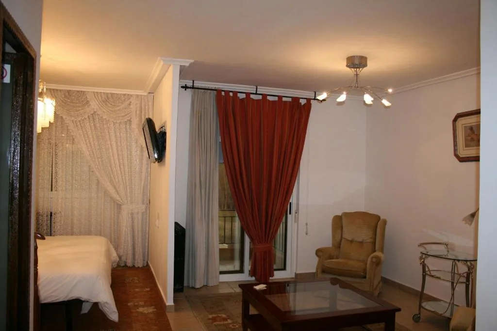 Camera Deluxe con letto extra-large — Mirador del Ermitage