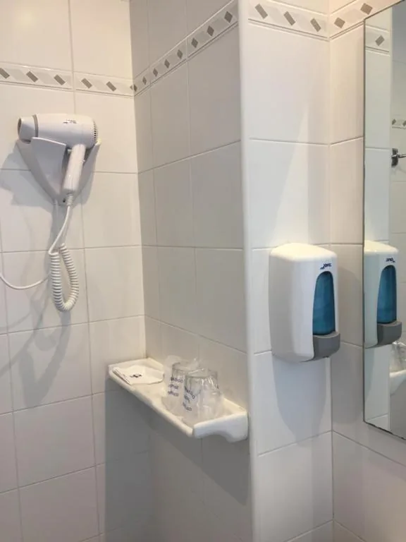 Single Room — Miralcampo