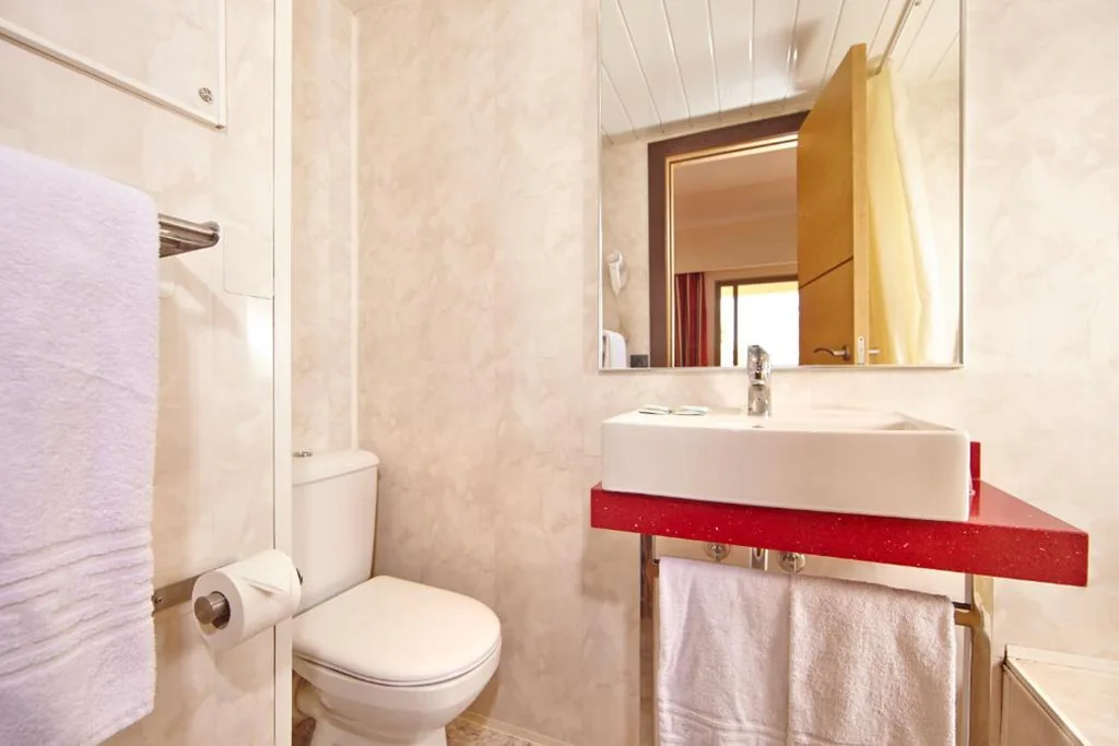 Quarto Duplo - 1 ou 2 camas — MLL Caribbean Bay