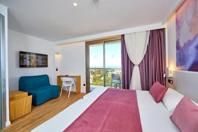 MLL Mediterranean Bay - Adults Only — foto 2