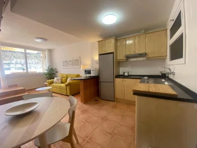 Modern Family Duplex with Access to the Pool — foto 11