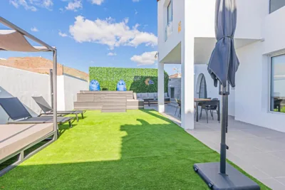 Modern house with sea views, pool and a chillout terrace — foto 11