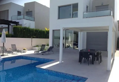 Modern Villa Frontline Golf — foto 9