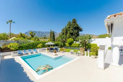 Modern villa with Heated Pool & BBQ Next to the Beach — foto 6
