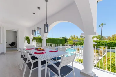 Modern villa with Heated Pool & BBQ Next to the Beach — foto 11