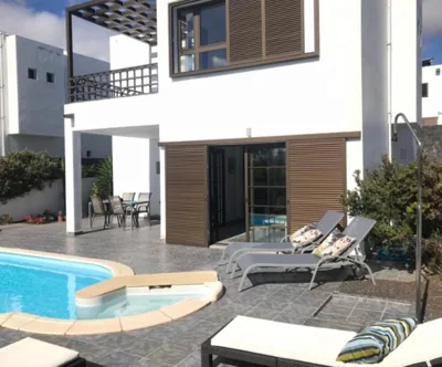 Modern villa with sea views — 写真 7