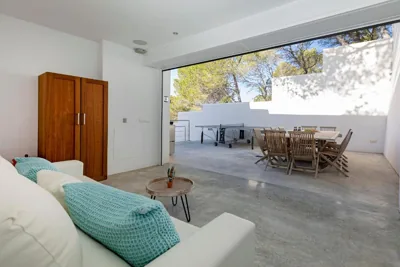 Modern Villa with Seaviews Sleeps 14 — foto 5