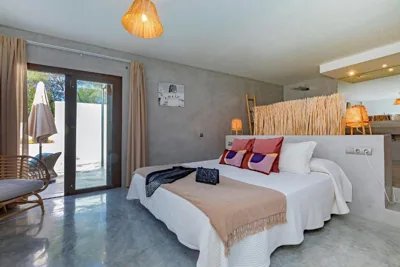 Modern Villa with Seaviews Sleeps 14 — foto 8