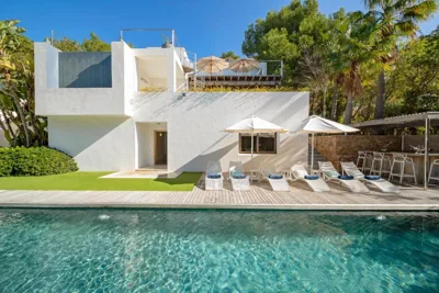 Modern Villa with Seaviews Sleeps 14 — foto 11