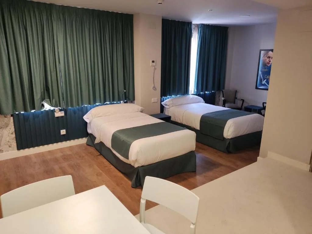 Camera tripla — Modo Hotel Apartamento