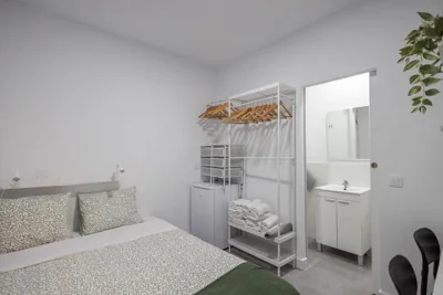 Mol-Terrace, En-Suite Bathroom, Fridge & TV — foto 6