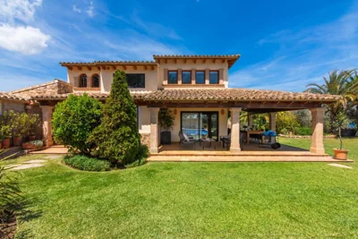 MOLINER PREMIUM VILLA by MAINVILLAS your home a 5-minute drive from LLenaire Beach — 写真 5