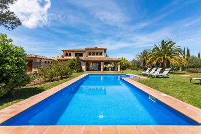 MOLINER PREMIUM VILLA by MAINVILLAS your home a 5-minute drive from LLenaire Beach — 写真 9