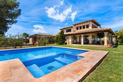 MOLINER PREMIUM VILLA by MAINVILLAS your home a 5-minute drive from LLenaire Beach — 写真 12