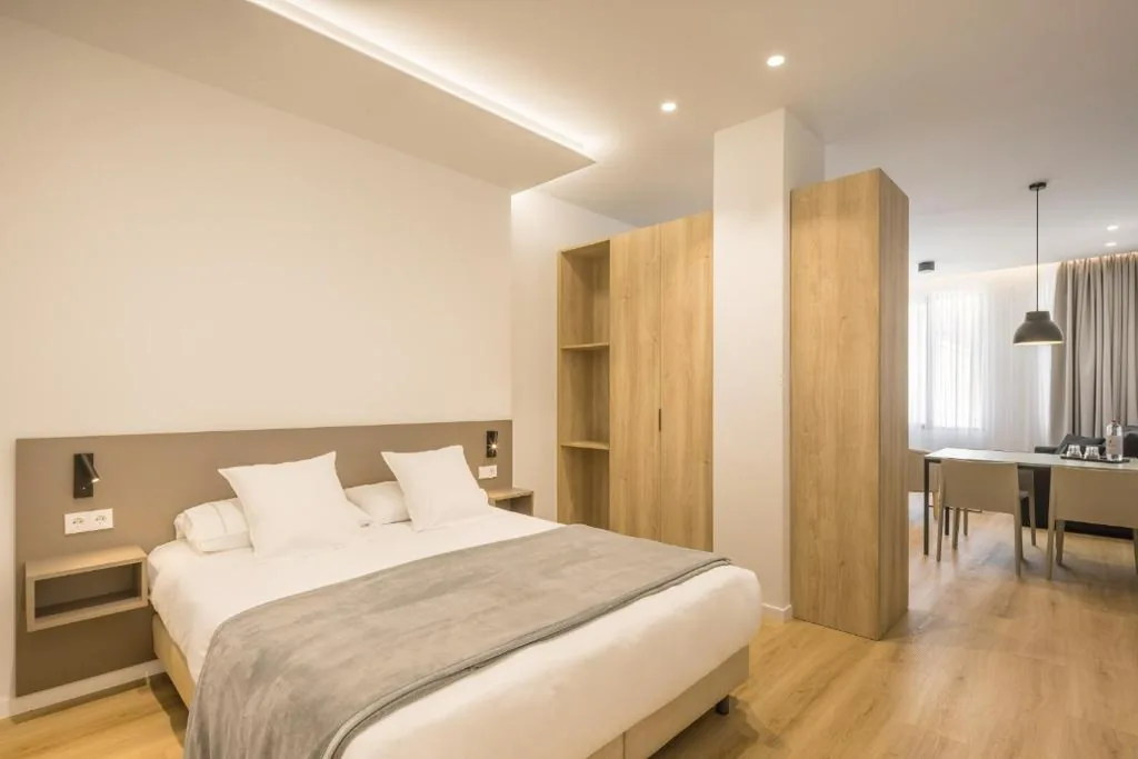 Apartamento de 2 dormitorios — Mon Suites Jardín de Ayora